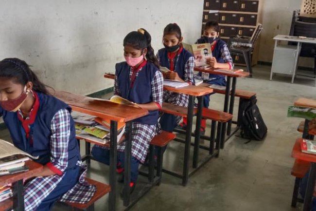 American School of Bombay to Donate 40 Libraries to Rural India