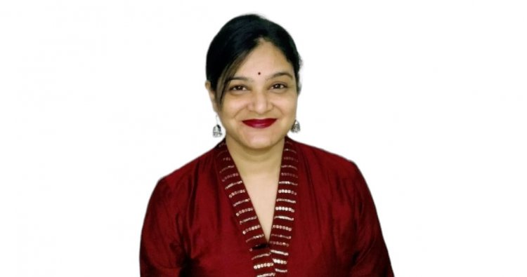 Youtube Channel of an Indian Physician Guiding the Path of Women's Health and Lifestyle: Dr. Surabhi Solanki