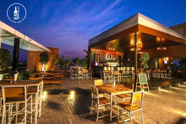Enjoy the Perfect Rooftop, Soulful Live Music and Dining Experience at Stone Waters - Kitchen & Lounge, Hyderabad 