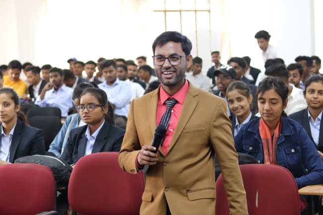 Nitish Prakash Surya is empowering financial independence for the youth of Bihar and Jharkhand.