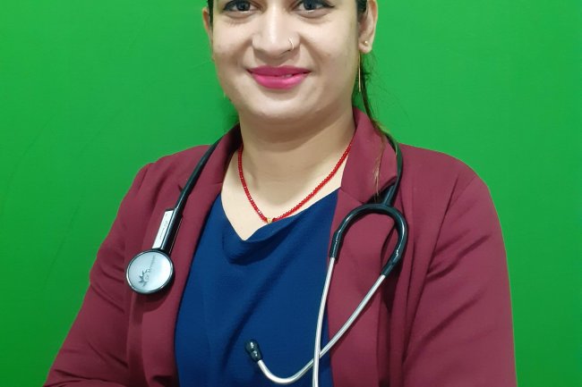 Dr. Kusum Verma: A Leading Ayurvedic Consultant, Marma Chikitsa Expert, and Naadi Pariksha Specialist .