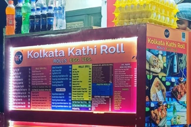Kolkata Kathi Roll – The Best Fast Food Destination in Nehru Nagar, New Delhi