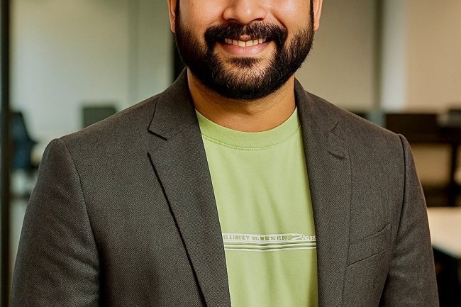 From Footpath to Founder: The Rise of Rajjat Moreswar Warade.
