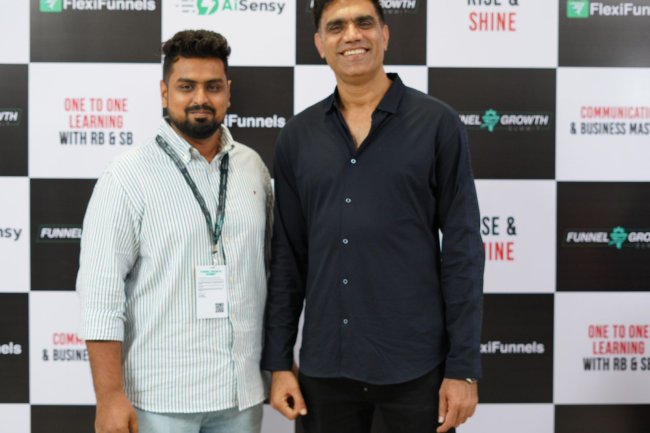 Shahid Basha – The Small-Town Entrepreneur Who is Taking Businesses Online with Fill That Gap AI