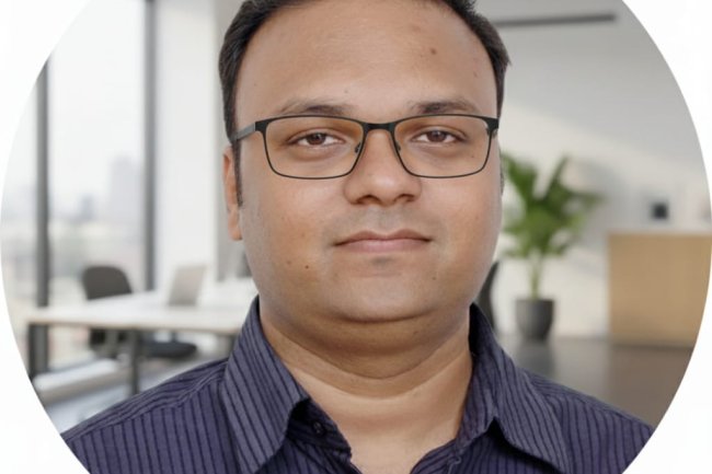 Shobhit Gupta is a passionate educator, writer, and entrepreneur with a diverse academic and professional background. He holds a Master’s in Computer Applications from the University of Delhi and a Part-Time MBA from the Faculty of Management Studies.