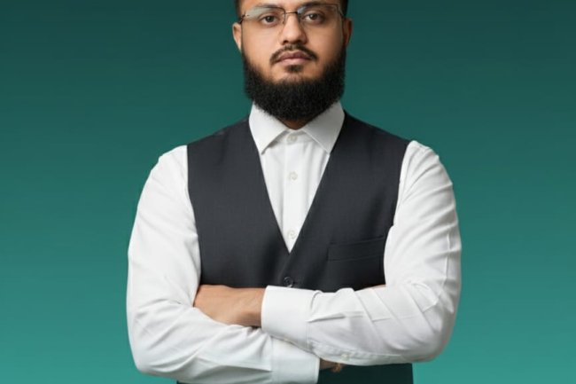 Weaving Tradition into Modern Elegance: Mr Aamir Talat and the Legacy of Zeya Fashions India Pvt Ltd